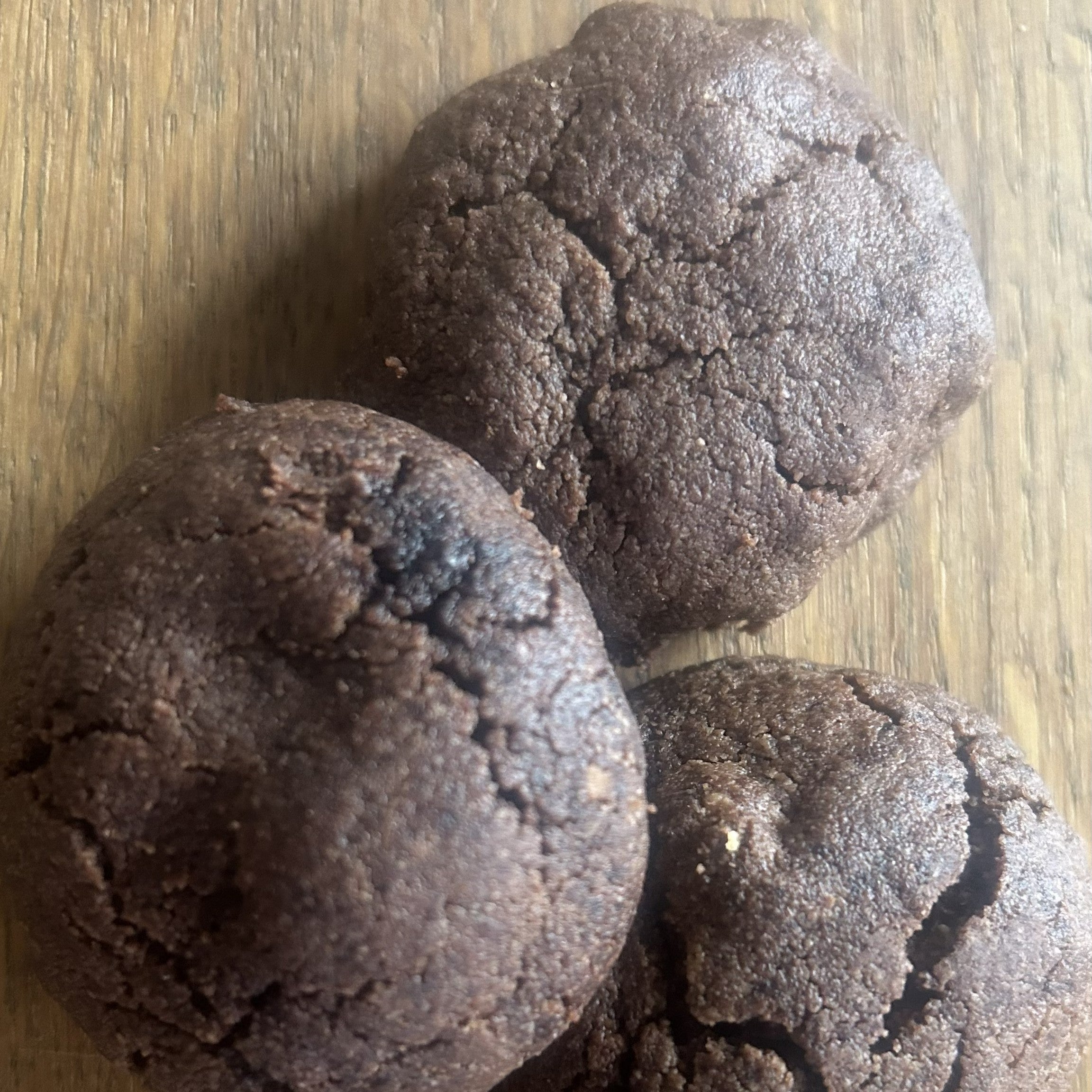 GLUTEN FREE CHOCOLATE SWIFT [RICH & FAMOUS WITH NO PAPARAZZI]